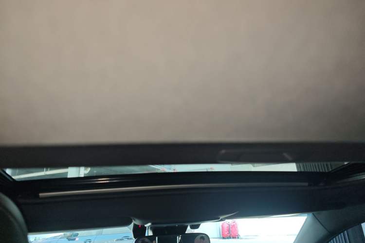 Used Toyota Avalon 2019 Dual-Engine 2.5L Luxury Edition China VI Standard