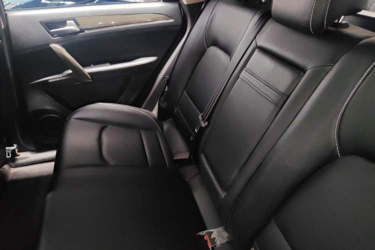 Used Zotye T600 2016 1.5T Manual Luxury Model Left Rear Seat