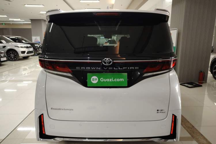 Used Toyota Vellfire 2024 Crown Dual-Engine 2.5L Ultimate Edition
