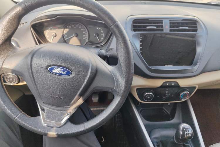 Used Ford Escort 2017 Revised Version 1.5L Manual Comfort Edition
