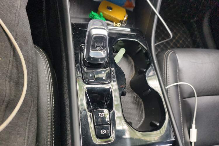 Used Volvo XC40 2021 T4 Four-Wheel Drive Smart Luxury Edition Gear Lever