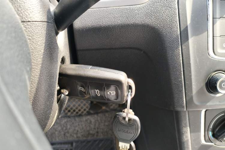 Used Volkswagen Jetta 2015 1.6L Automatic Comfort Model Vehicle Key