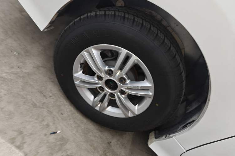 Used SAIC MAXUS G10 2018 PLUS 2.4L Manual Elite Edition