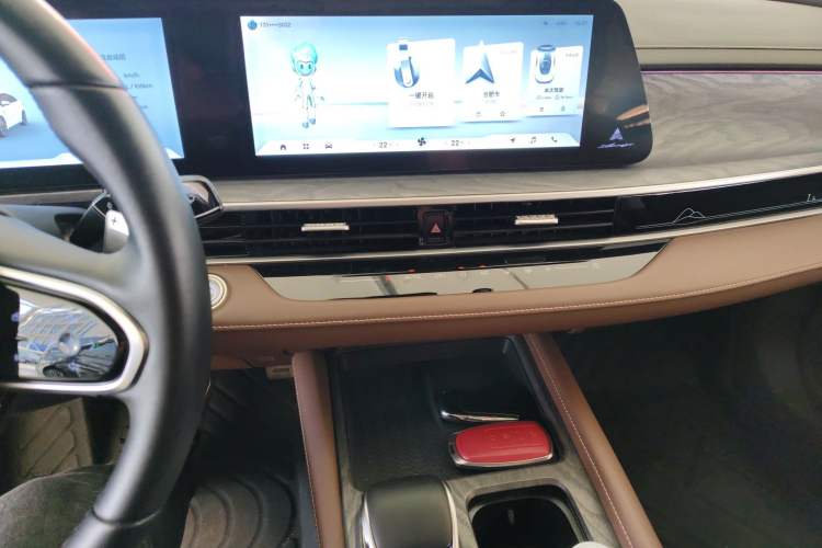 Used Chery Arrizo 8 2023 High-Performance Edition 2.0T DCT Powerfully Equipped
