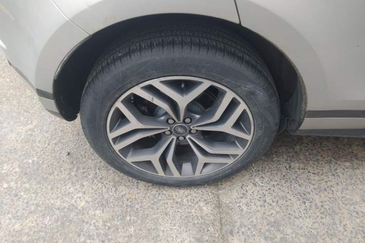 Used Land Rover Range Rover Evoque 2021 Range Rover Velar L 249PS R-Dynamic First Edition