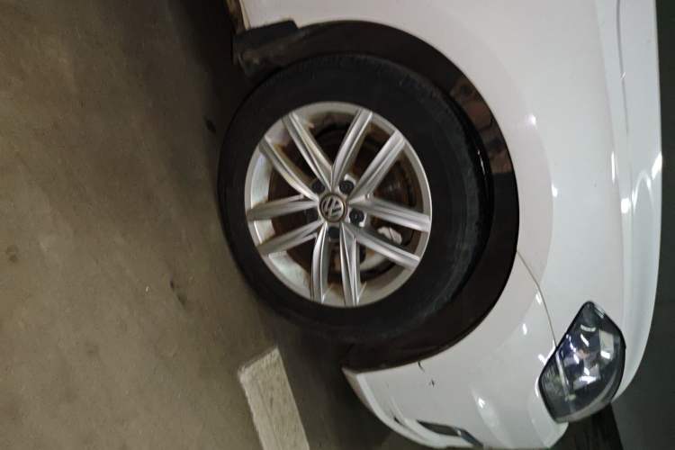 Used Volkswagen Golf 2019 1.6L Automatic Comfort Model China V Standard Right Front Wheel Hub