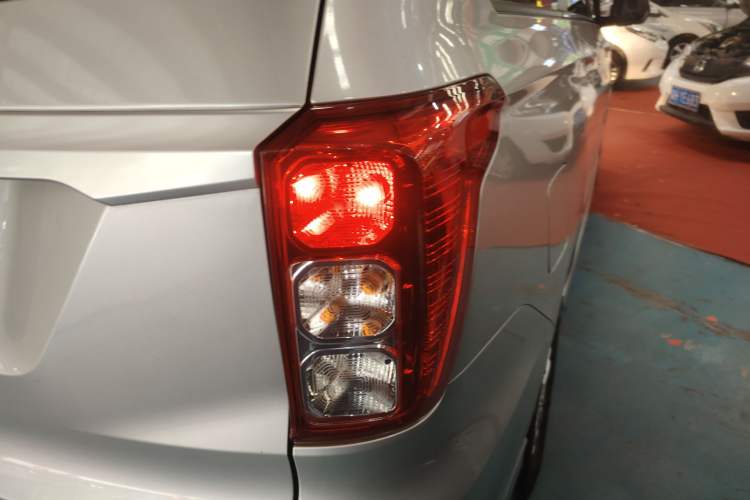 Used Wuling Hongguang 2018 1.5L S Comfort Model L2B