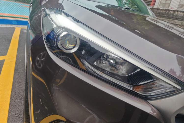 Used Hyundai Tucson 2015 1.6T Dual-Clutch Two-Wheel-Drive Smart Model
