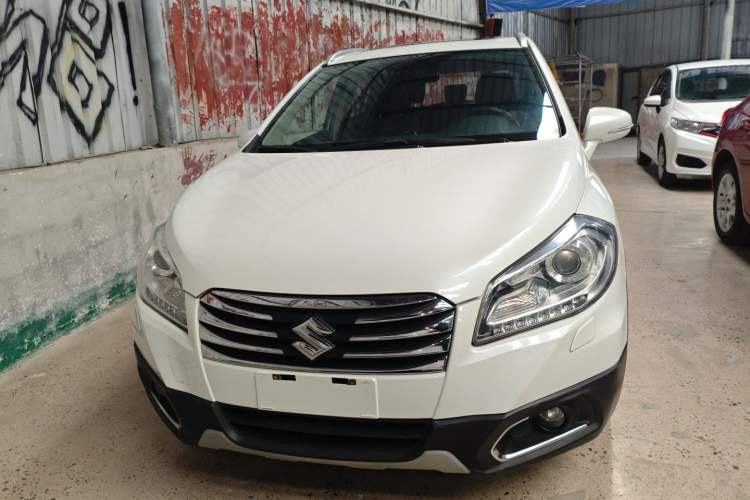 Used Suzuki S-Cross 2014 1.6L CVT Two-Wheel Drive Elite Version
