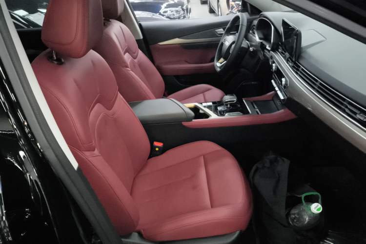 Used JETOUR X70 2024 1.5T DCT Glory PRO 5-Seater