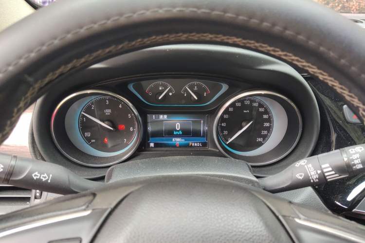 Used Buick Envision 2017 28T Four-Wheel Drive Luxury Model Instrument Cluster