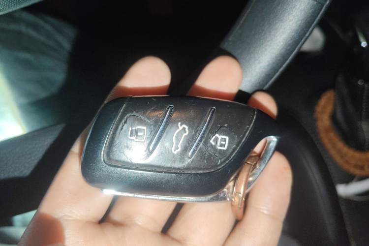 Used Roewe Clever 2022 311km QiQi BoBo Edition Vehicle Key