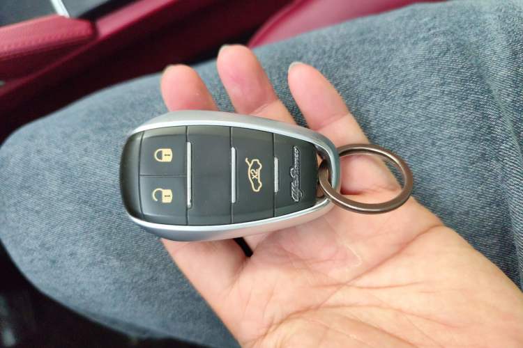 Used Alfa Romeo Stelvio 2017 2.0T 200HP Elite Edition
