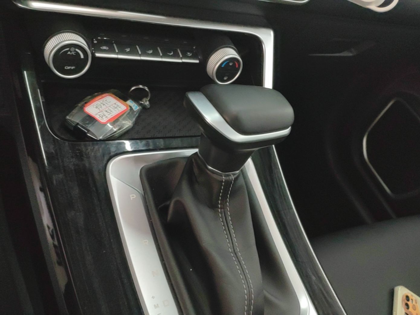 Geely Auto Coolray 2025 Model 1.5L CVT Superpower Edition MAX — снимка 16