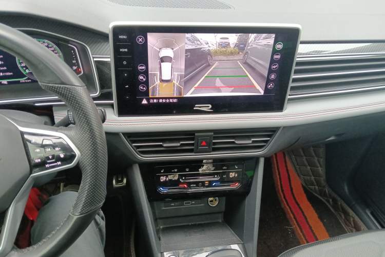 Used Volkswagen Tiguan L 2022 330TSI Automatic Two-Wheel Drive R-Line Flagship Edition Audio And AC Panel