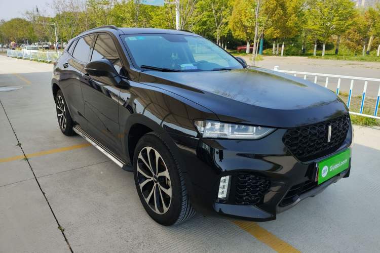 Used Wey VV7 2017 2.0T Ultra-Luxury Version Front Right 45 Deg