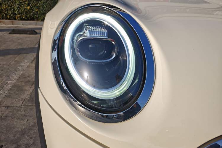 Used MINI MINI 2020 1.5T COOPER Classic Edition Five-Door Version