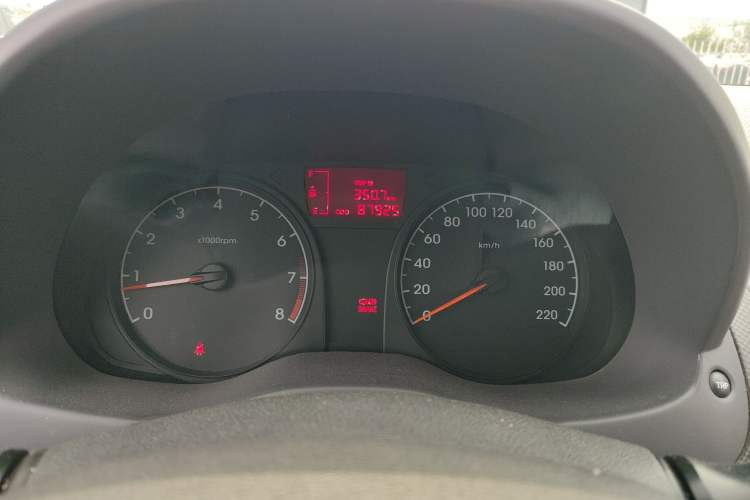 Used Hyundai Verna (older generation) 2014 1.4L Manual Smart GLS Trim
