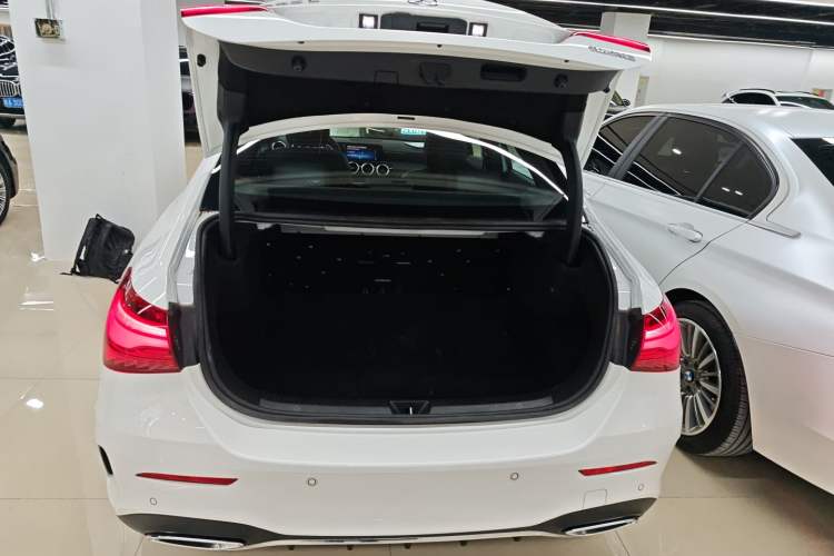 Used Mercedes-Benz A-Class 2023 A 200 L Dynamic Model
