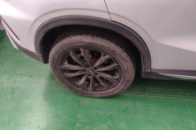 Used CHANGAN OSHAN X5 PLUS 2023 Revised 1.5T DCT Excellence Edition Right Rear Wheel Hub