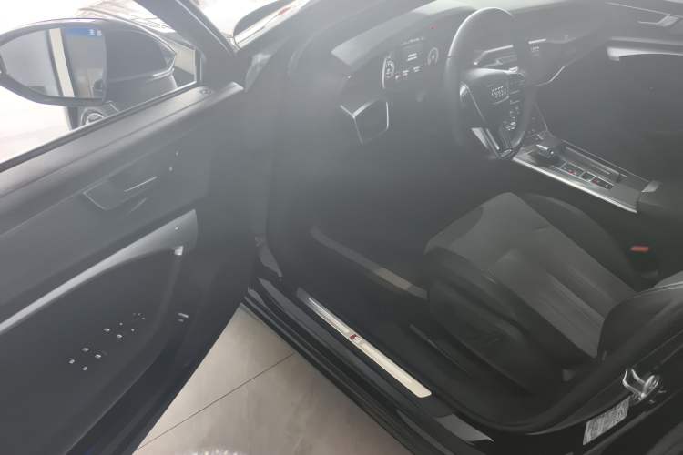 Used Audi A6L 2022 40 TFSI Luxury Dynamic Model