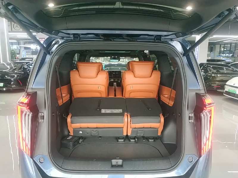 Used GAC Trumpchi Xiangwang M8 2025 Kunkun Series Ultra First-Class Cabin — 18