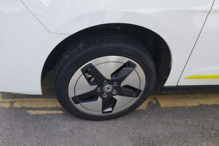 Used Dongfeng Aeolus E70 2023 Revised PRO Smart Drive Version
