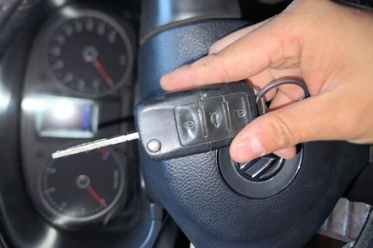 Used Volkswagen Lavida 2011 1.6L Manual Joy Version
