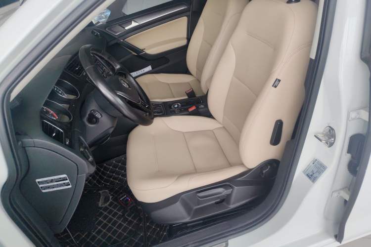 Used Volkswagen Golf 2017 230TSI Automatic Comfort Edition – Celebrating Milestone of One Million Units