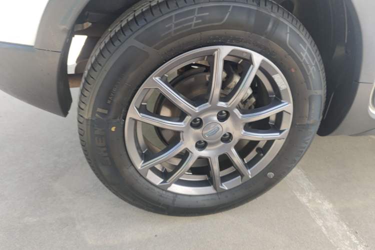 Used Geely Auto Vision X3 2021 PRO 1.5L CVT Deluxe Model
