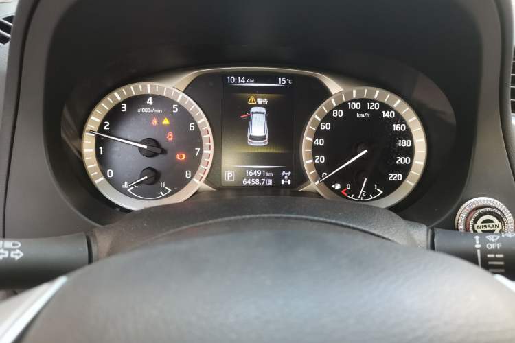 Used Nissan Terra 2020 2.5L XL Upper 4WD Automatic Four-Wheel Drive Luxury Edition Odometer Close Up