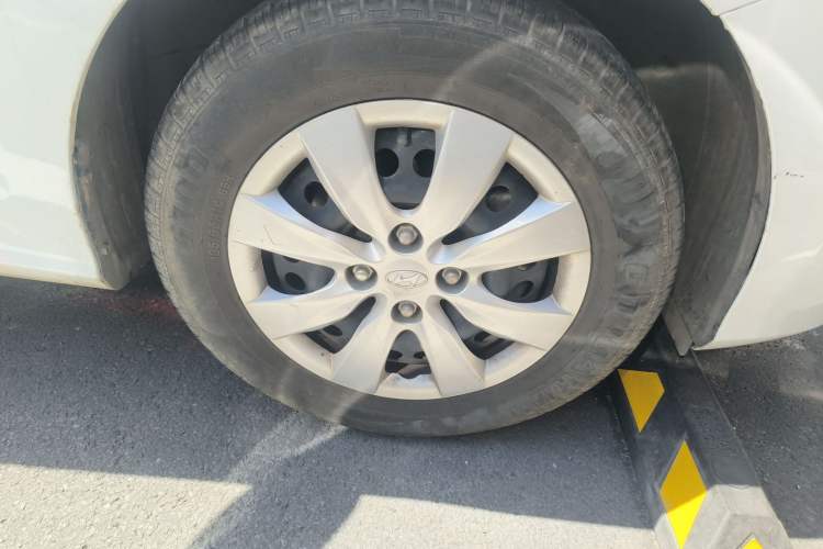 Used Hyundai Verna (older generation) 2020 1.4L Manual GL Refreshed Edition