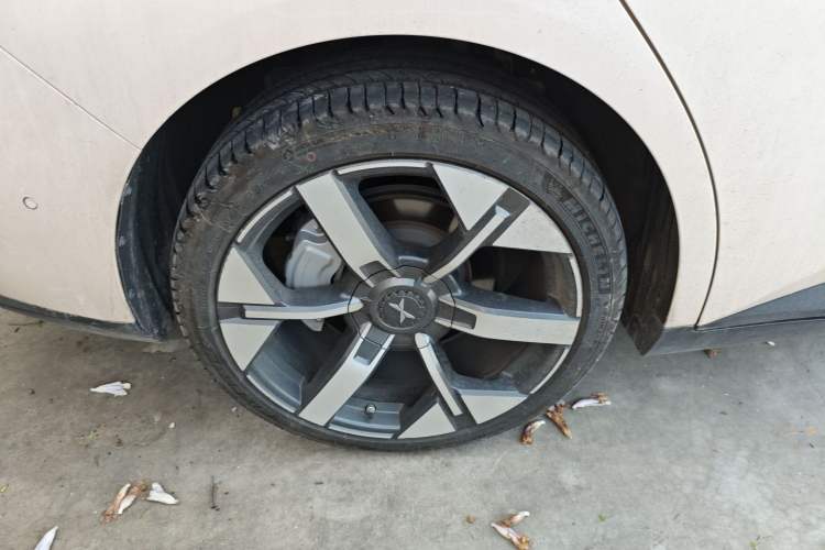 Used XPeng MONA M03 2024 620 with Ultra-Long Range Exterior 5