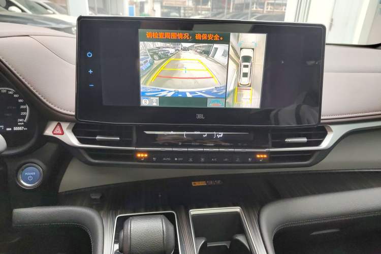 Used Toyota Granvia 2022 2.5L Hybrid Flagship Edition