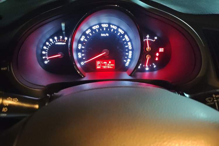 Used Kia Sportage R 2014 2.0L Automatic Two-Wheel Drive GLS Trim Instrument Cluster