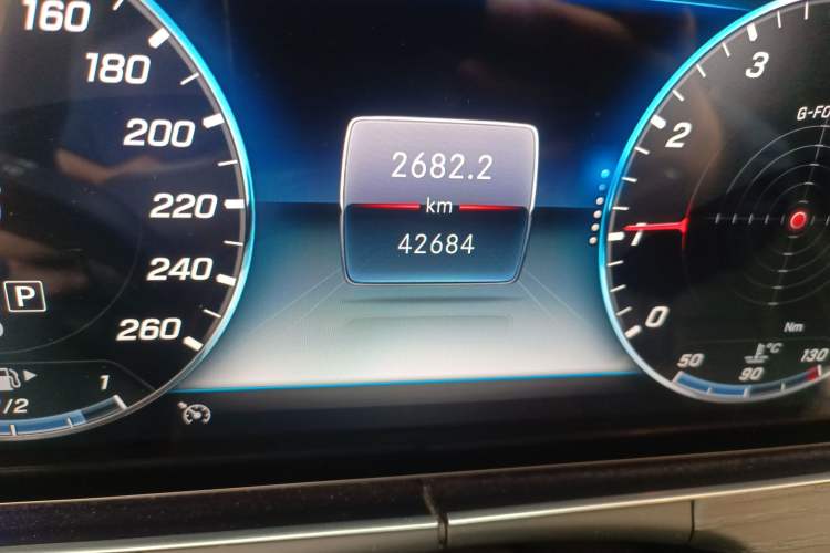 Used Mercedes-Benz E-Class 2020 E 300 L Sporty and Stylish Model