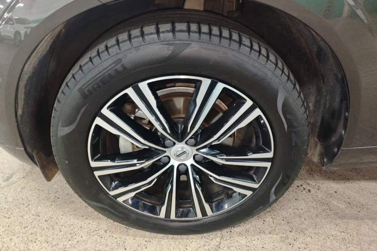 Used Volvo XC60 2022 B5 4x4 Smart Luxury Edition
