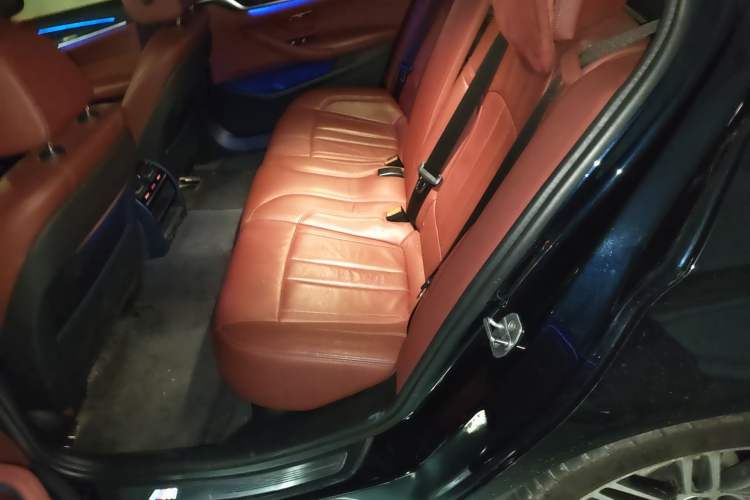 Used BMW 5 Series 2019 530Li Leading Model M Sport Package
