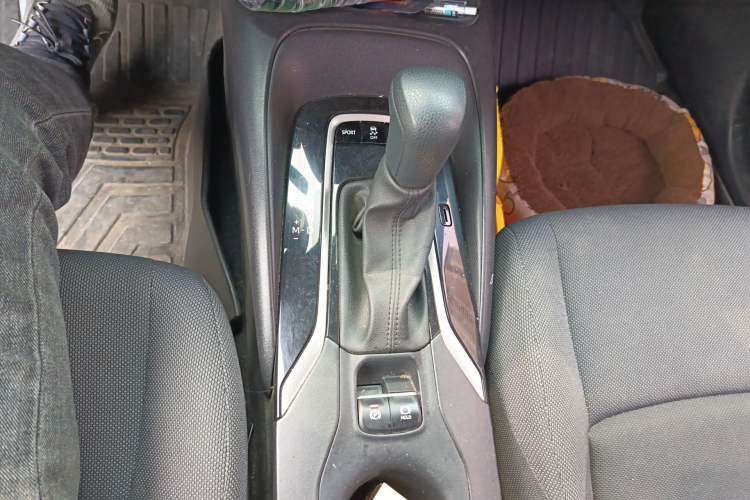 Used Toyota Levin 2019 185T CVT Luxury Edition China VI Standard