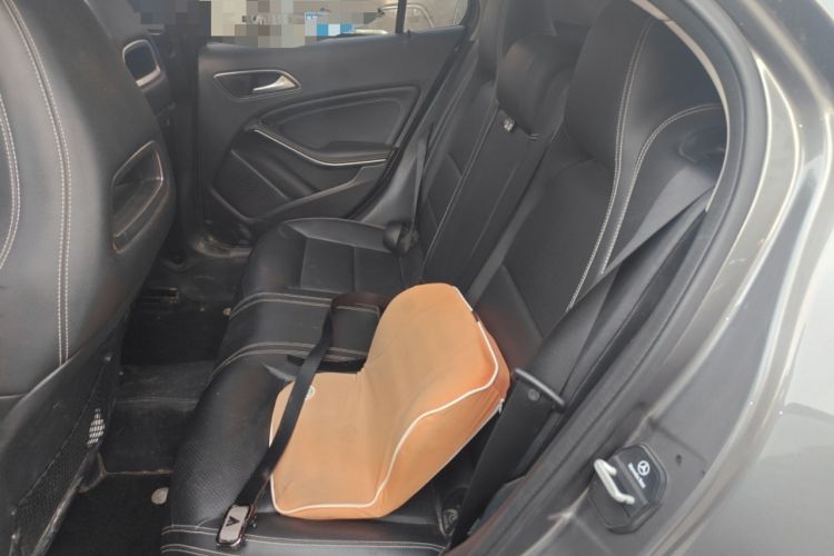 Used Mercedes-Benz GLA 2015 GLA 200 Sport Edition Left Rear Seat