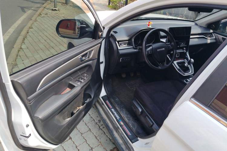 Used Haval M6 2023 PLUS 1.5T Manual Elite Smart Connectivity Model

