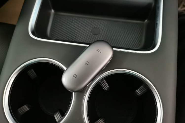 Used Li Auto L8 2023 Pro Model
