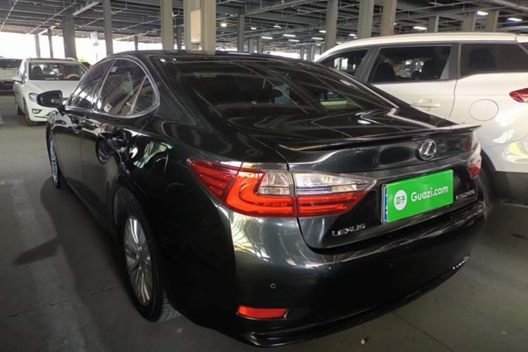 Used Lexus ES 2016 200 Midnight Special Limited Edition
