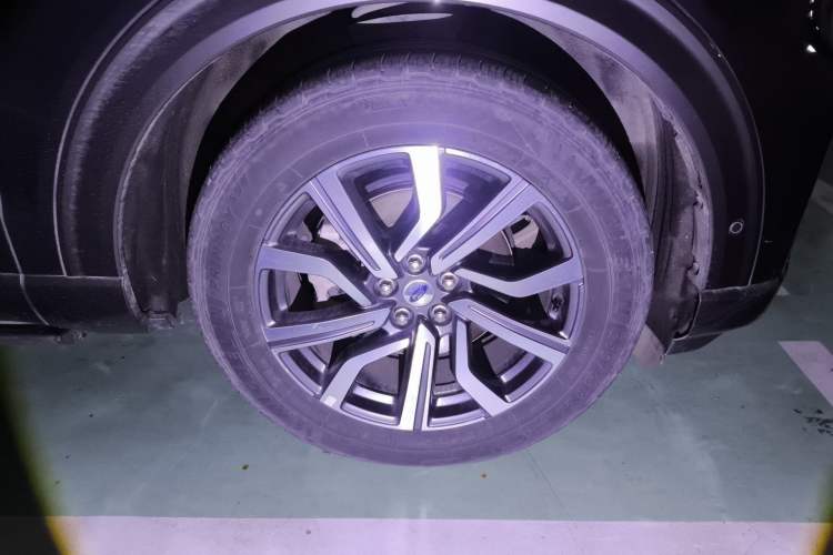 Used Ford Explorer 2023 EcoBoost 285 Four-Wheel Drive Titanium Edition 7-Seater
