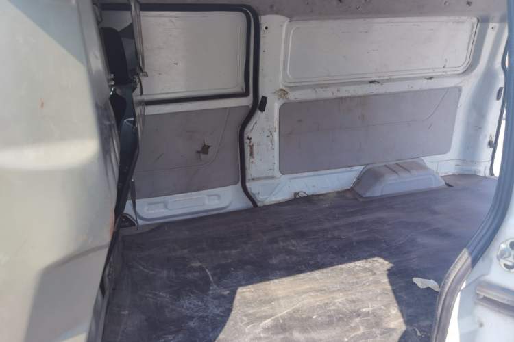 Used Jinbei New Hiace S 2021 1.5L Wealth Model Non-Air-Conditioned Version National VI Standard SWC15M Left Rear Seat