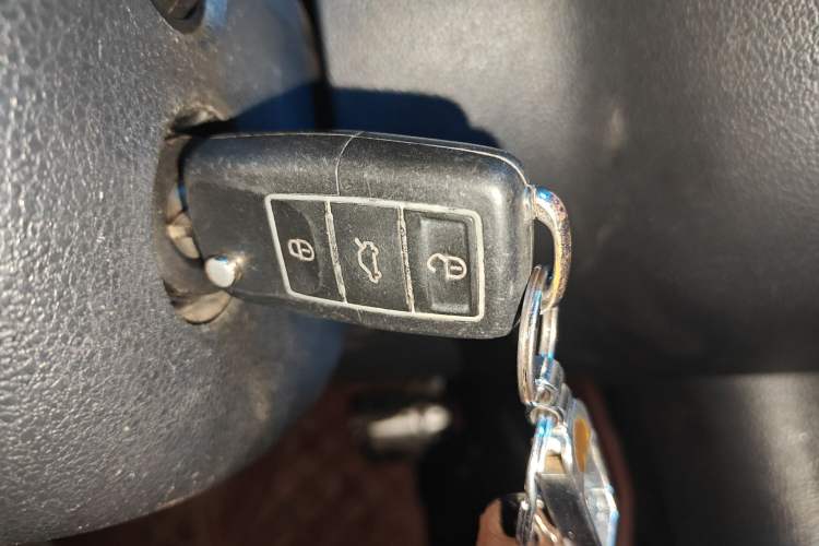 Used Volkswagen Tiguan 2013 1.8 TSI Automatic All-Wheel Drive Luxury Model Vehicle Key