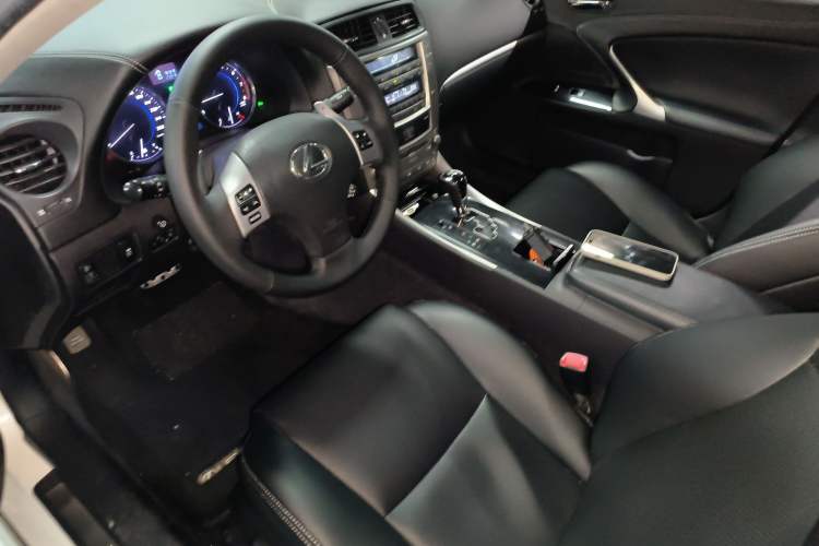 Used Lexus IS 2011 250 Sport Edition Driver Seat