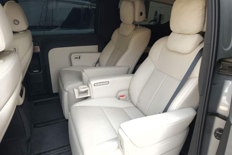 Used Li Auto MEGA 2025 Home Family Special Edition