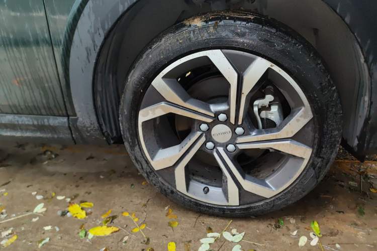 Used Lynk & Co 06 2023 Remix 1.5T Hero Right Front Wheel Hub