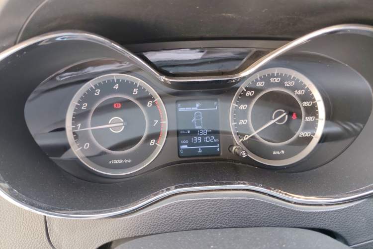 Used Baojun 560 2015 1.8L manual Comfort trim level
